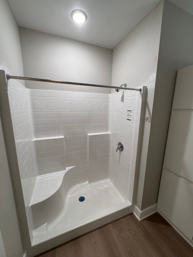 Baño - Burlington Post II