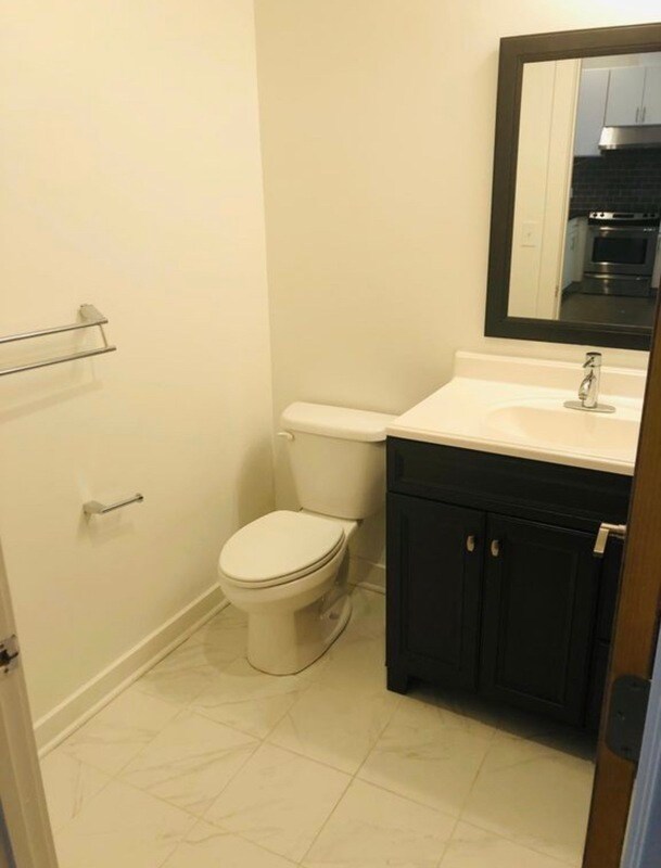 Photo - 319 N 24th St