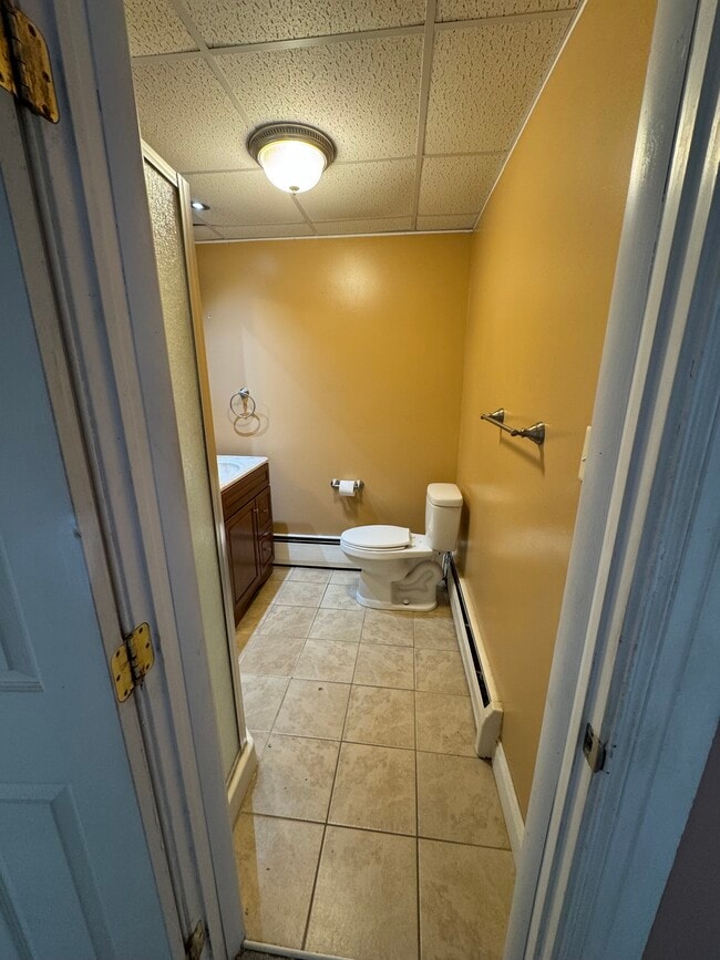 638 Roosevelt Ave Unit 2