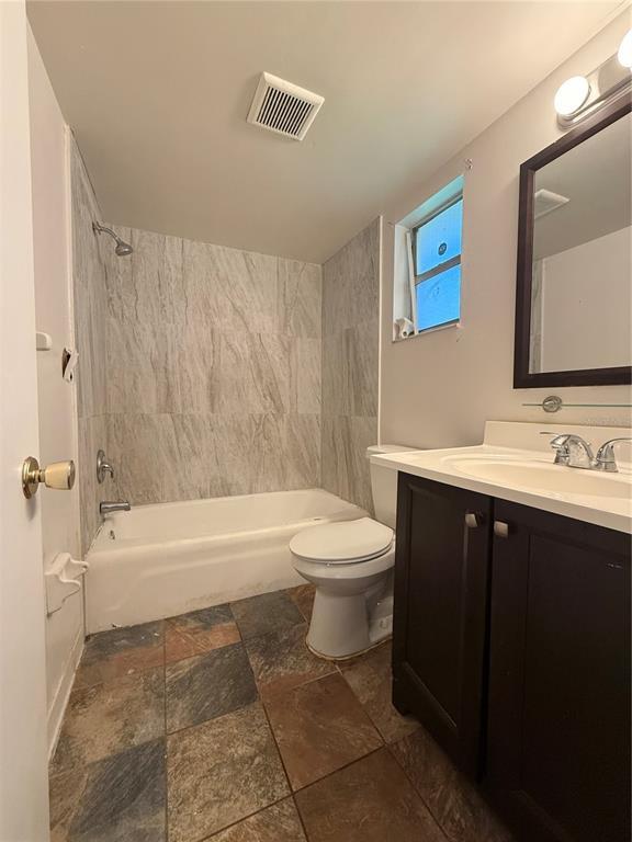7091 Balboa Dr