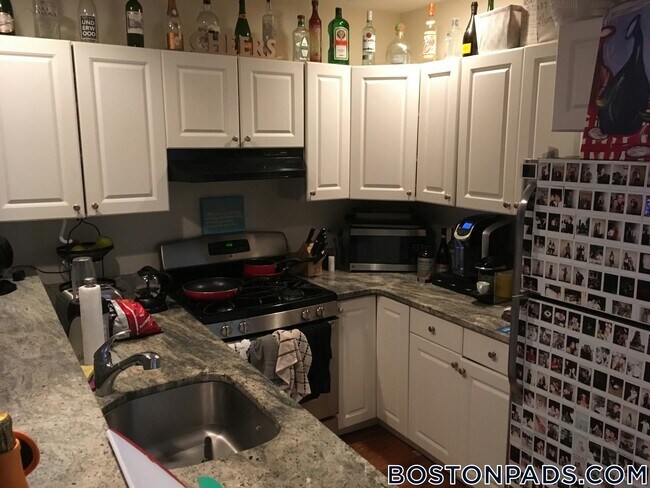 Photo - 66 Egmont St Unit 2