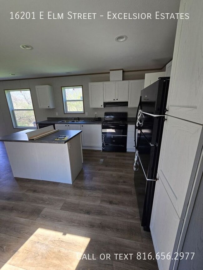 Photo - 16201 Elm St Unit Excelsior Estates