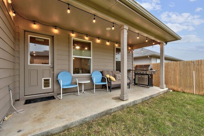 Photo - 6012 Xene Dr