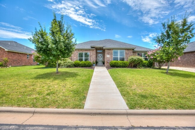 Photo - 5022 Red Oak Ln