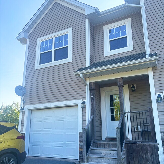 Photo - Thornbury Lane