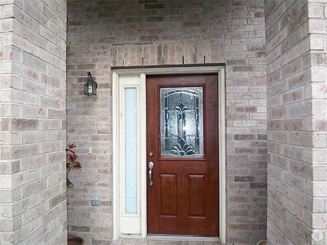 Building Photo - 2223 Enchanted Park Ln Rental