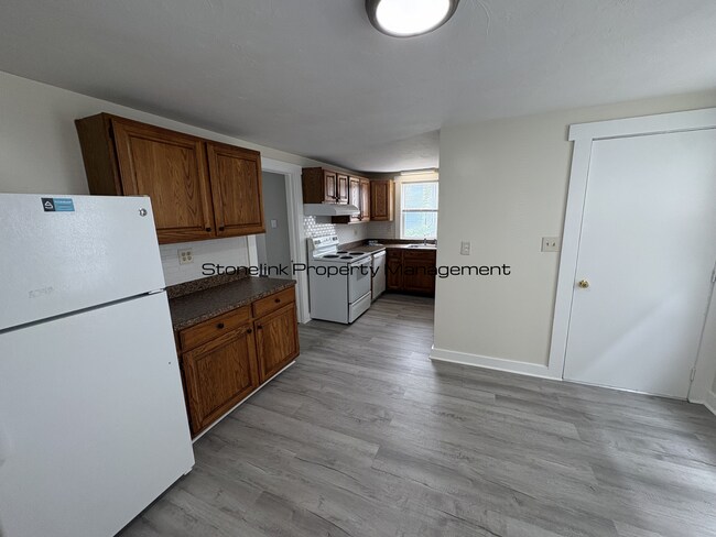 Building Photo - 43 Holman St Unit 1