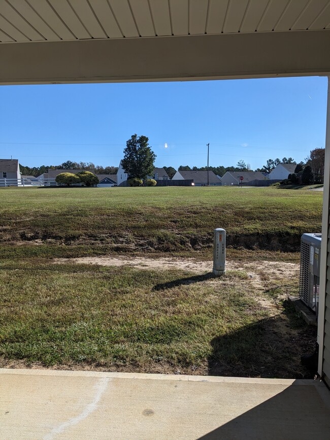 Photo - 2 Bedroom, 2.5 Bath Like New Townhome in C...