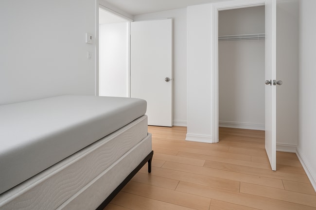 Photo - 23 Wexford St Unit Room 8