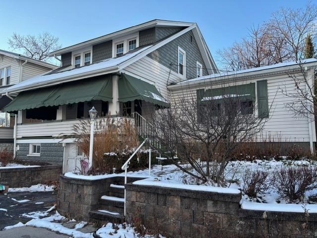 Building Photo - 122 E 25th Ave