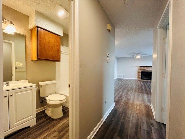 Photo - 9221 Kempler Dr