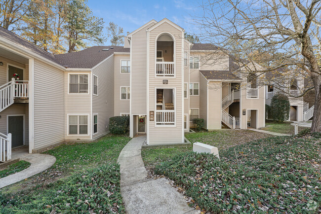 Building Photo - 6011 Winterpointe Ln Unit 101 - 1 Rental