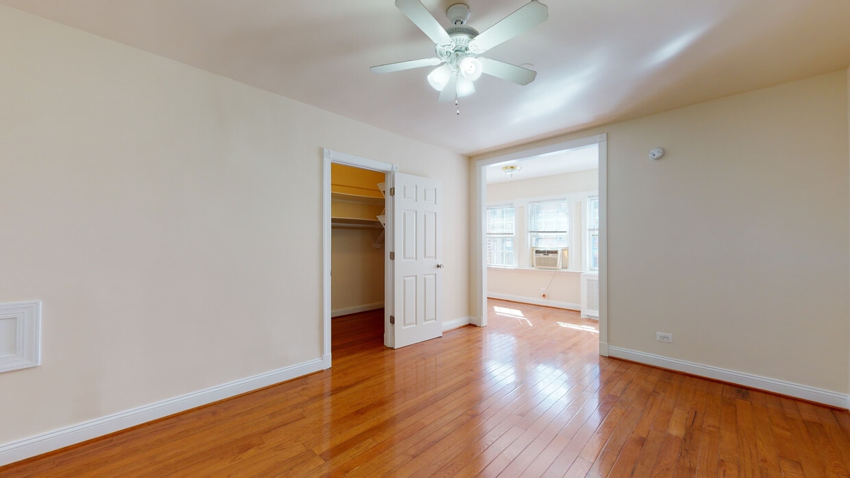 Photo - Miramar Apartments