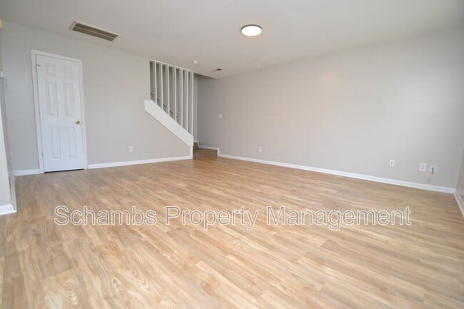 Photo - 824 Cumberland St Unidad #101
