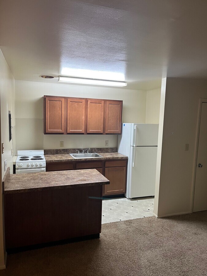 Caroline Apartments - Caroline Apartments