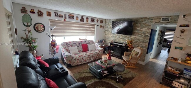 Photo - 70 NE 202nd Terrace Unit T26