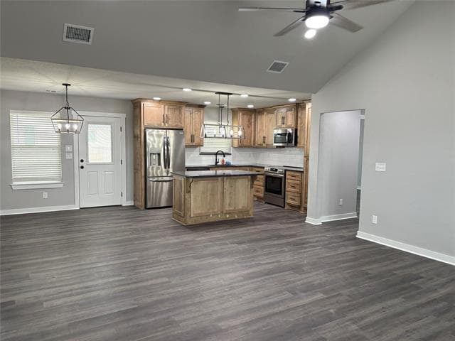 Photo - 1033 Samantha Dr