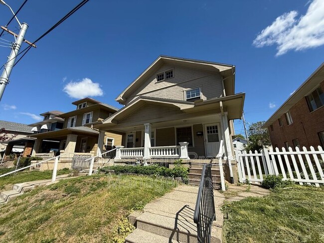 Building Photo - 1411 Wyoming St