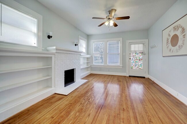 1649 W Main St Off-Campus Housing, Houston, TX