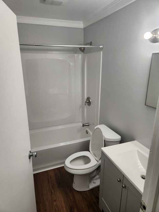 Photo - 4235 Wolf Rd