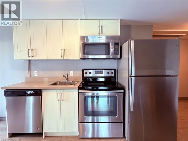 Photo - 321 Spruce St Unit 606