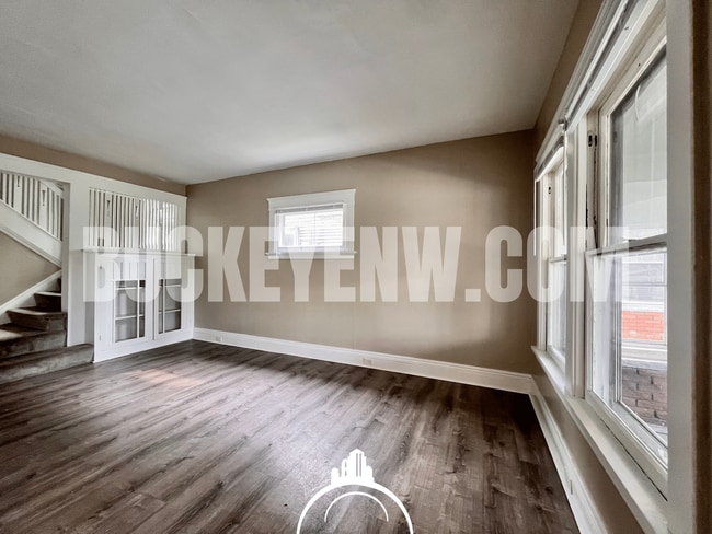 3396 Glenwood