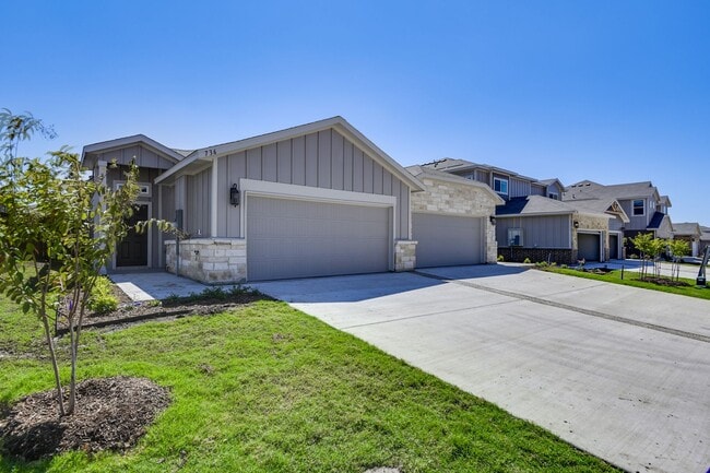 Photo - GORGEOUS 3 BEDROOM DUPLEX LOCATED IN MIDLOTHIAN ISD!
