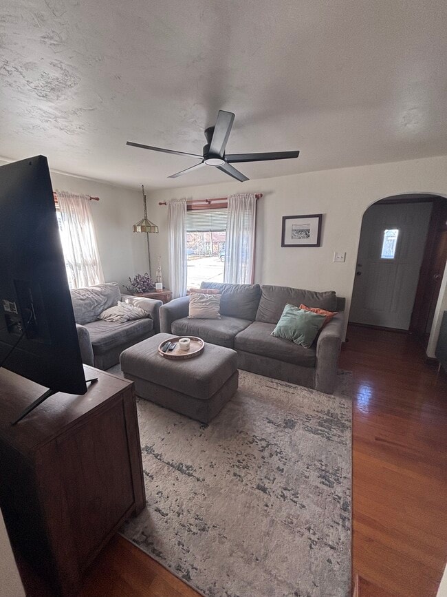 Photo - 223 S Washington St