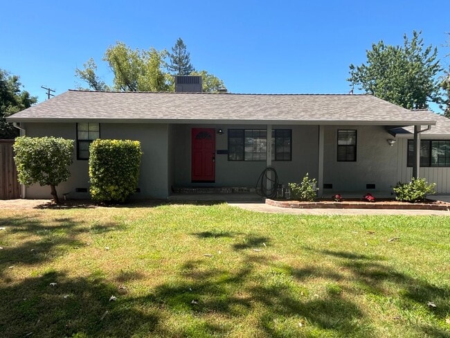 Spacious 3 bed 1bath home available in Ard... - Spacious 3 bed 1bath home available in Ard...