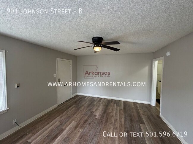 Photo - 901 Johnson St Unidad B