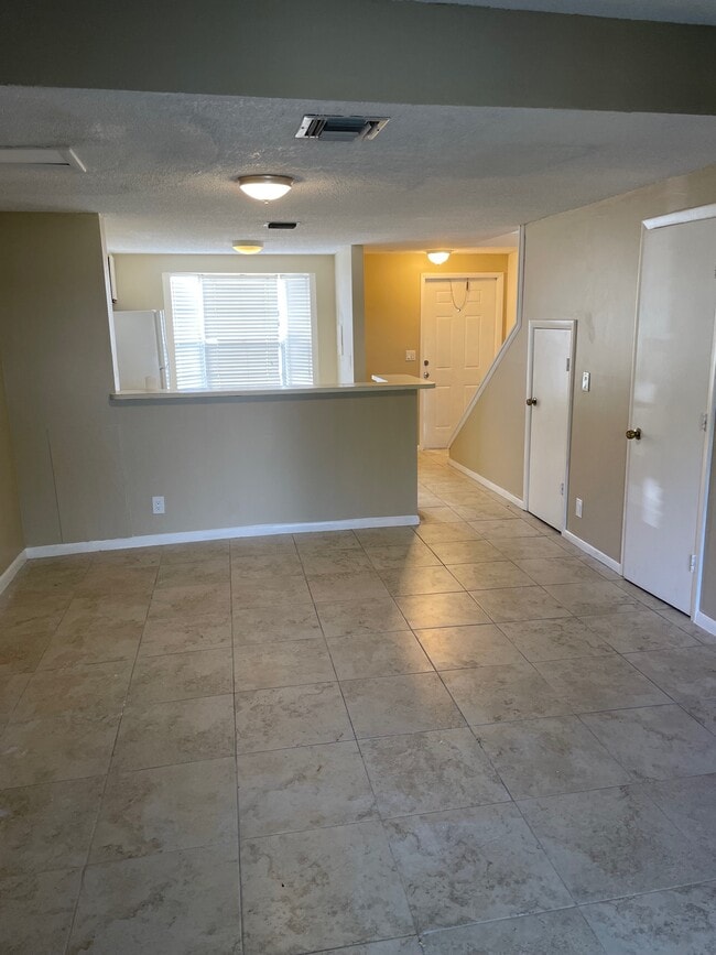 Photo - 131 SW 3rd St