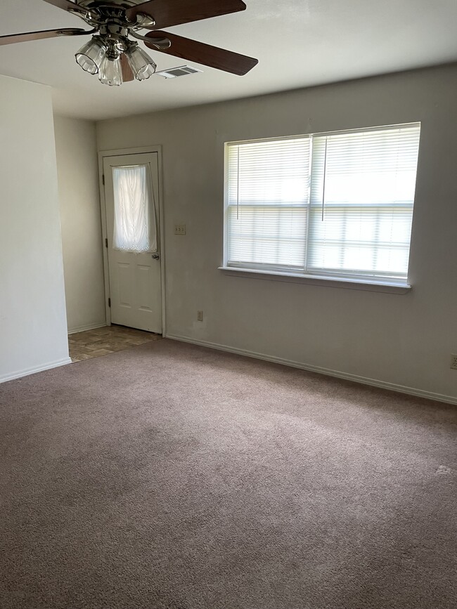 Photo - 312 S Adams St