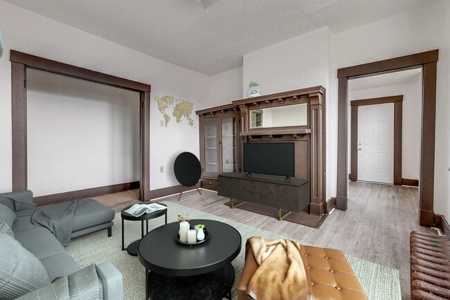 Building Photo - 466 Hays Ave Unit #4