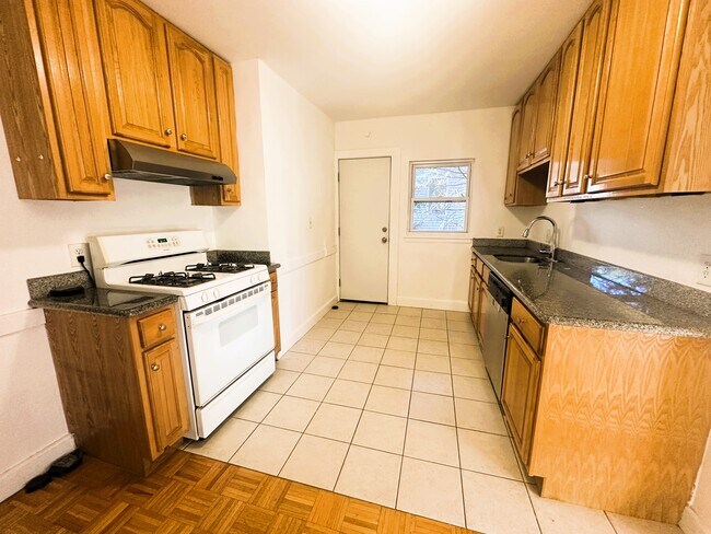 20 Shanley St Unit 1R