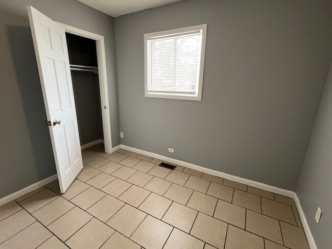 Photo - Far Eastside 3 Bedroom 1 Bath