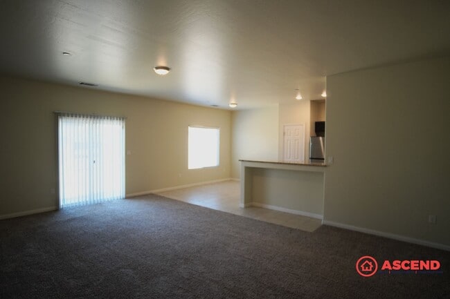 Photo - Cute Home in Southwest Bakersfield!