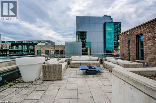 Photo - 85 Duke St W Unité 112