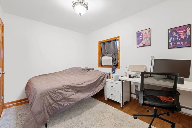 Photo - 540 E 14th St Unit 5