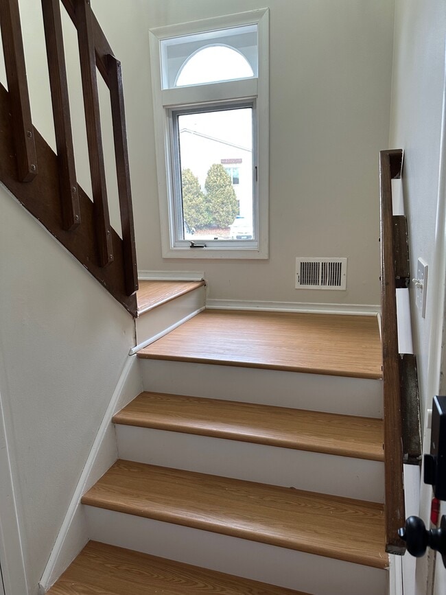 Photo - 50 Little Oak Ln Unit 50