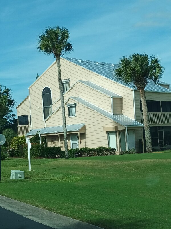 9632 Riverside Dr Unit Apt 2 Condo for Rent in Sebastian, FL