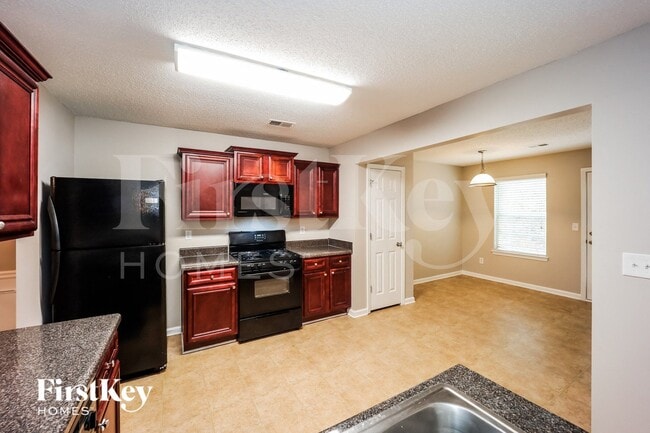 Photo - 5440 Bluegrass Dr