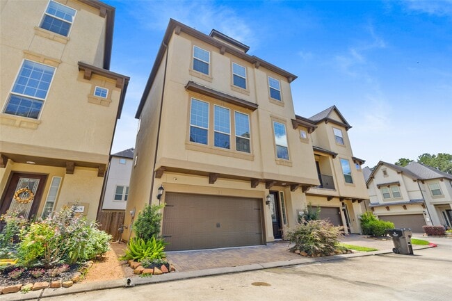Building Photo - 10607 Enclave Shadows Ct