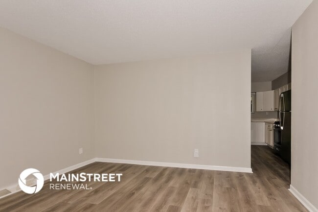 Photo - 9807 Guthrie Ave