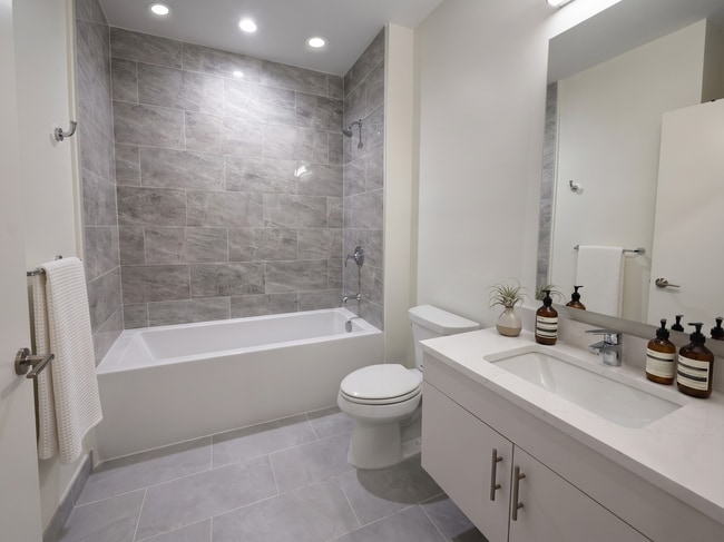 Photo - 1151 Walnut St Unit 204