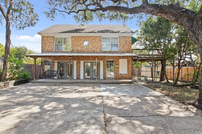 Building Photo - 3307 Hampton Rd