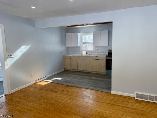 Photo - 56 Appleseed Rd