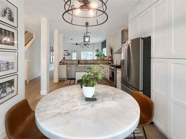 Photo - 803 Meadow Bluff Ct