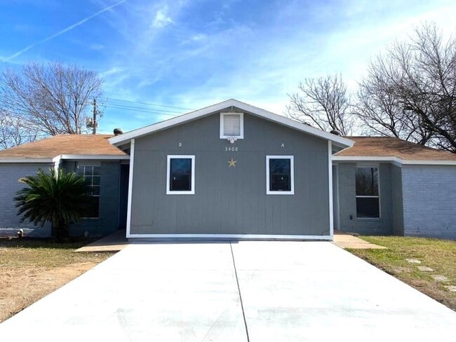 Photo - 3408 Lynridge Dr Townhome