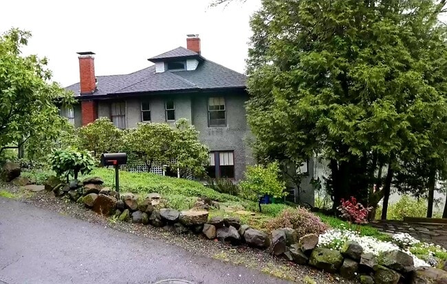Photo - 2442 SW Sheffield Ave Unidad B