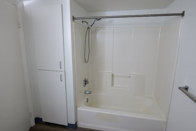 Photo - 3280 N Downing St Unidad 1-204